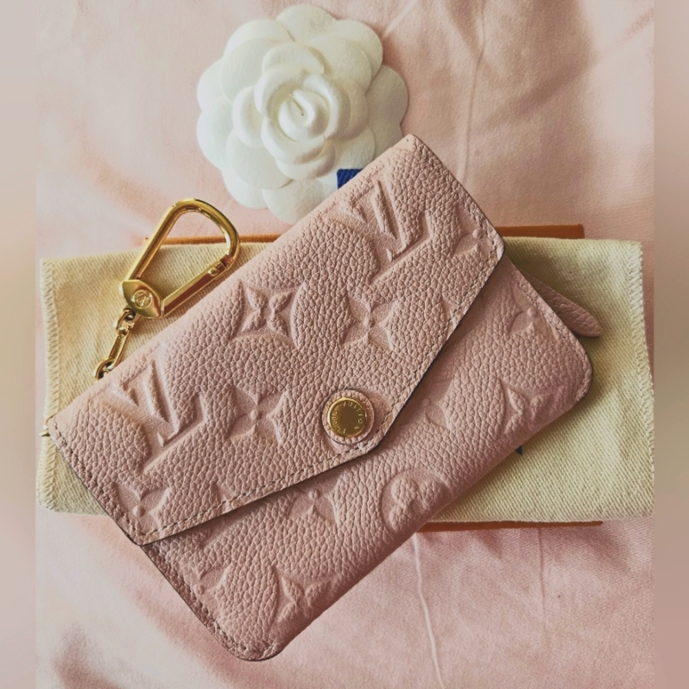 RARE Louis Vuitton Key cles coin pouch Empreinte Rose Ballerine PINK M61247 LE